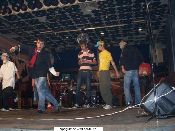 aa spectacol sundays club